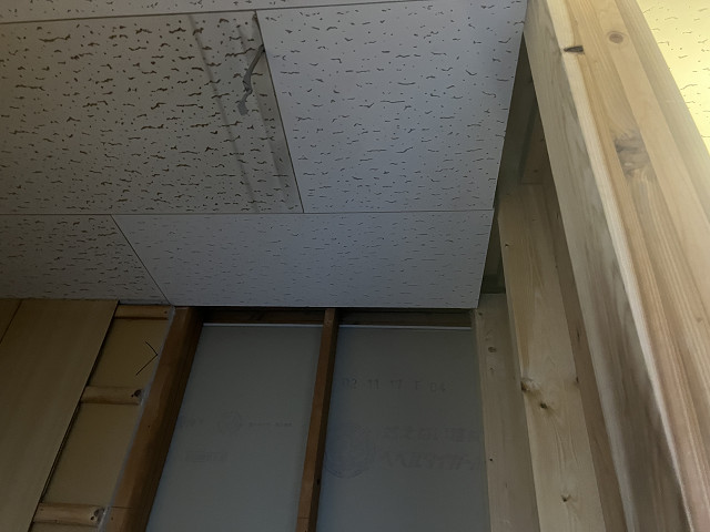 天井下地工事。ジプトーン