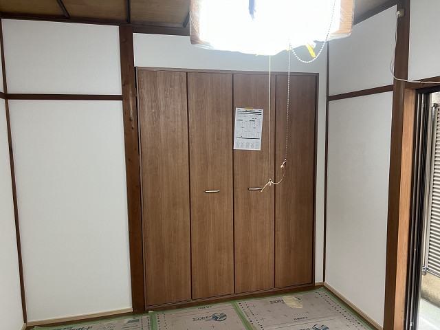 クローゼットのドア吊り込み