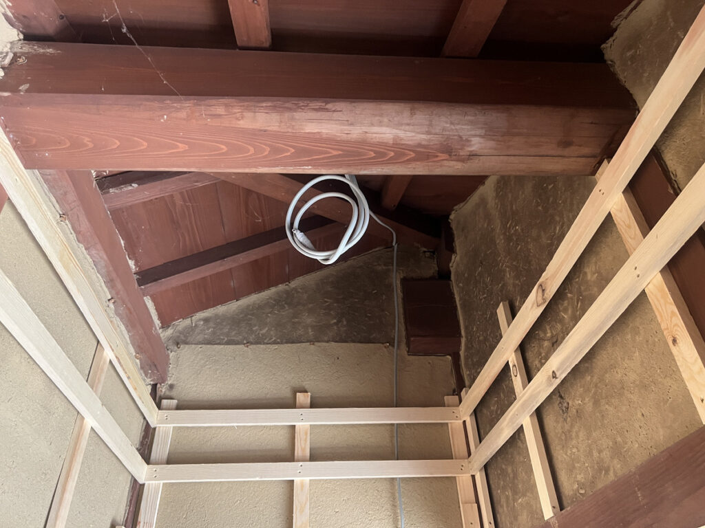 電気の仕込み工事