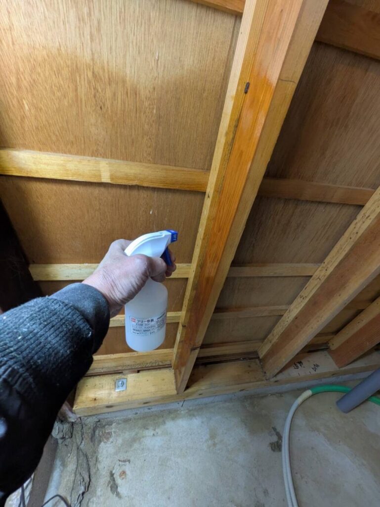 浴室周りの防蟻処理